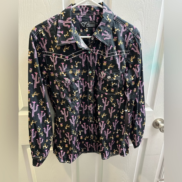 Cowgirl hardware purple cactus button up - Picture 1 of 4